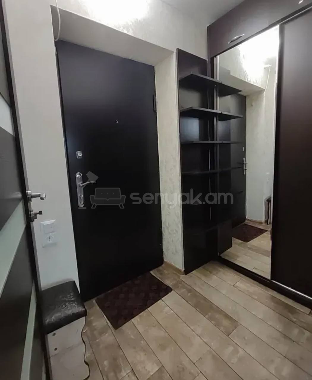 1 Սենյականոց Բնակարան Քարե Շենքում, 47քմ, 3/4 հարկ, Կապիտալ Վերանորոգված, Կահավորված