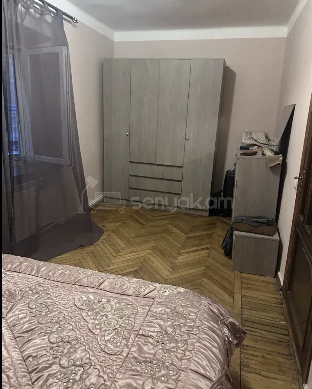 3 Սենյականոց Բնակարան Քարե Շենքում, 76քմ, 2/4 հարկ, Կապիտալ Վերանորոգված, Կահավորված