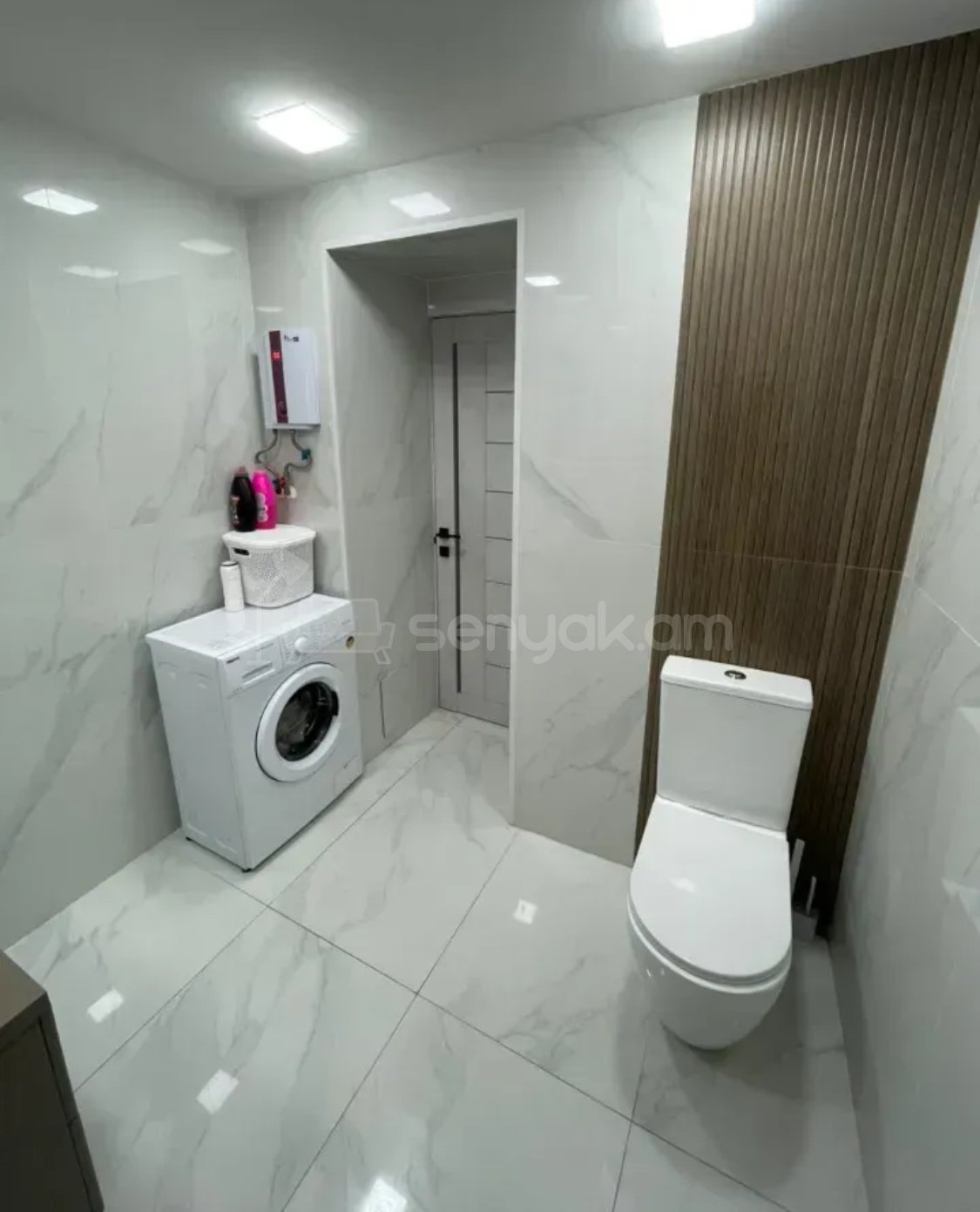 2 Սենյականոց Բնակարան Քարե Շենքում, 38քմ, 1/7 հարկ, Կապիտալ Վերանորոգված, Կահավորված