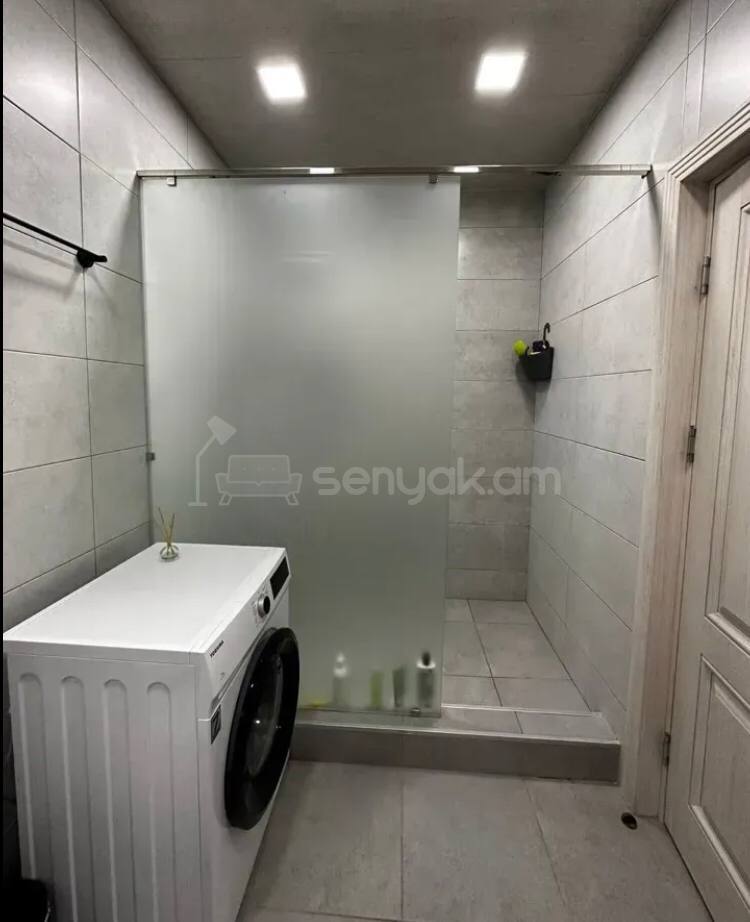 2 Սենյականոց Բնակարան Նորակառույցում, 63քմ, 4/14 հարկ, Կապիտալ Վերանորոգված, Կահավորված