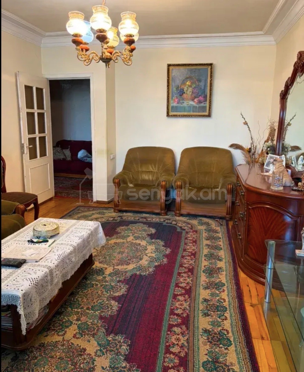 5 Սենյականոց Բնակարան Քարե Շենքում, 134քմ, 5/5 հարկ, Նորմալ Վիճակում