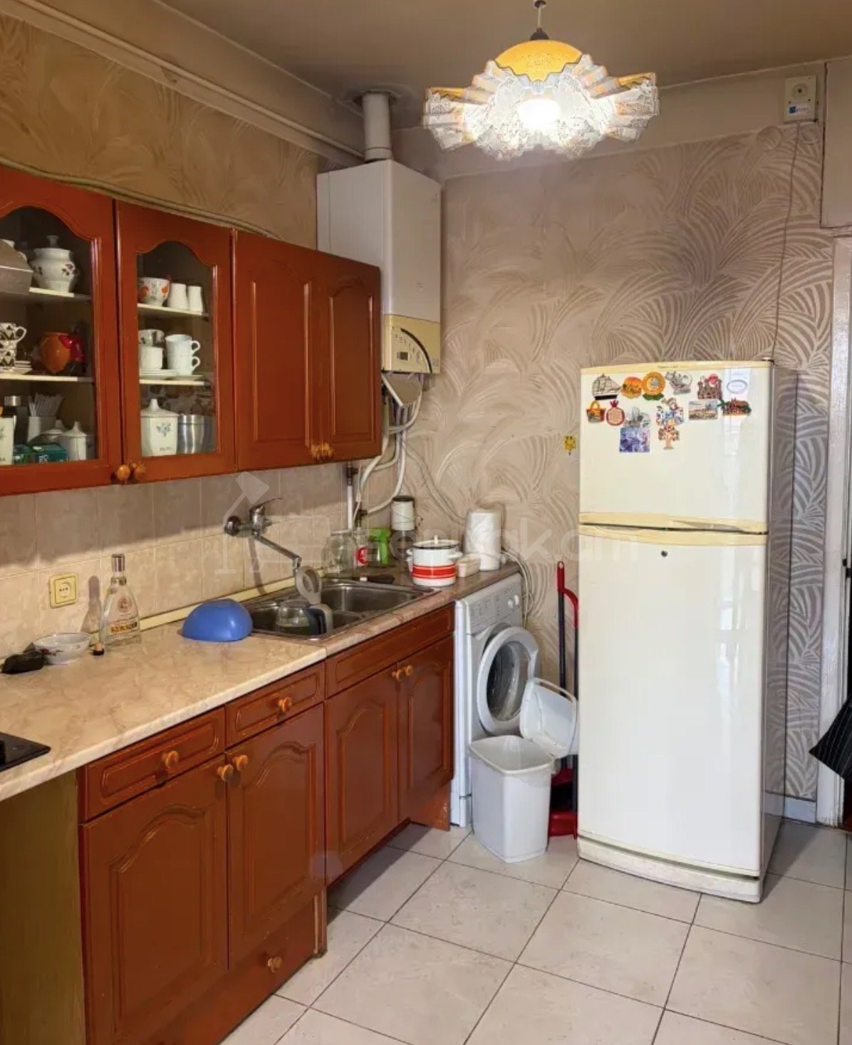 5 Սենյականոց Բնակարան Քարե Շենքում, 134քմ, 5/5 հարկ, Նորմալ Վիճակում