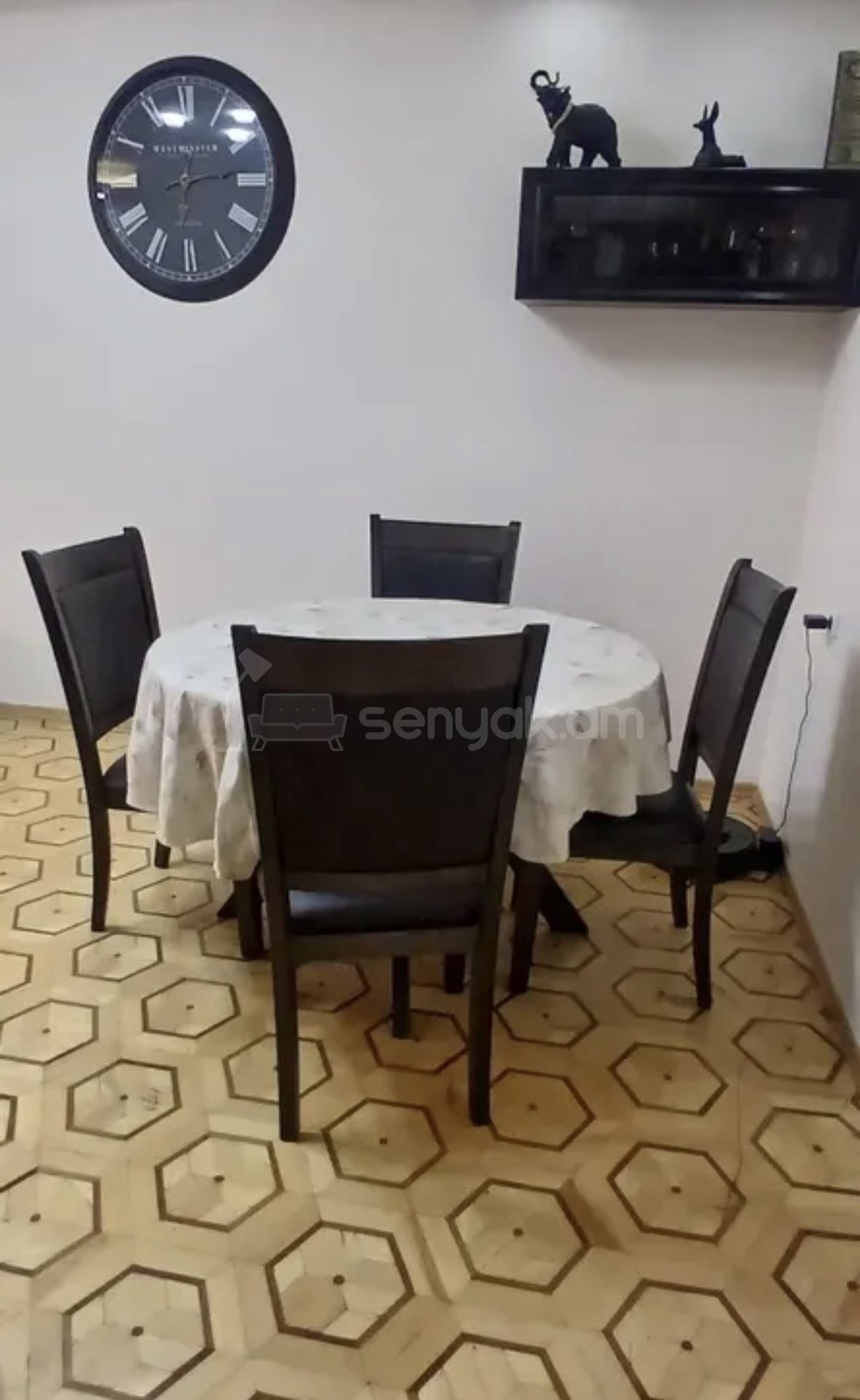2 Սենյականոց Բնակարան Քարե Շենքում, 80քմ, 5/5 հարկ, Կապիտալ Վերանորոգված