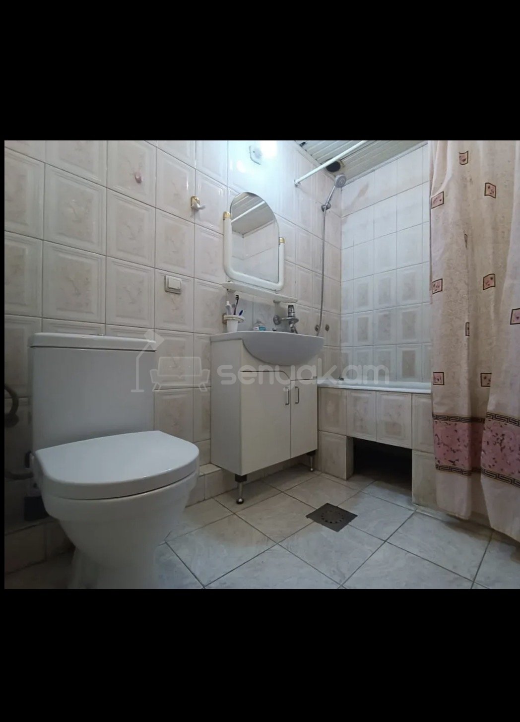 2 Սենյականոց Բնակարան Քարե Շենքում, 55քմ, 5/5 հարկ, Կապիտալ Վերանորոգված