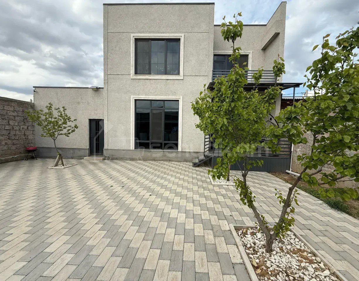 5 Սենյականոց Շքեղ Առանձնատուն, 245քմ, Ավտոտնակով
