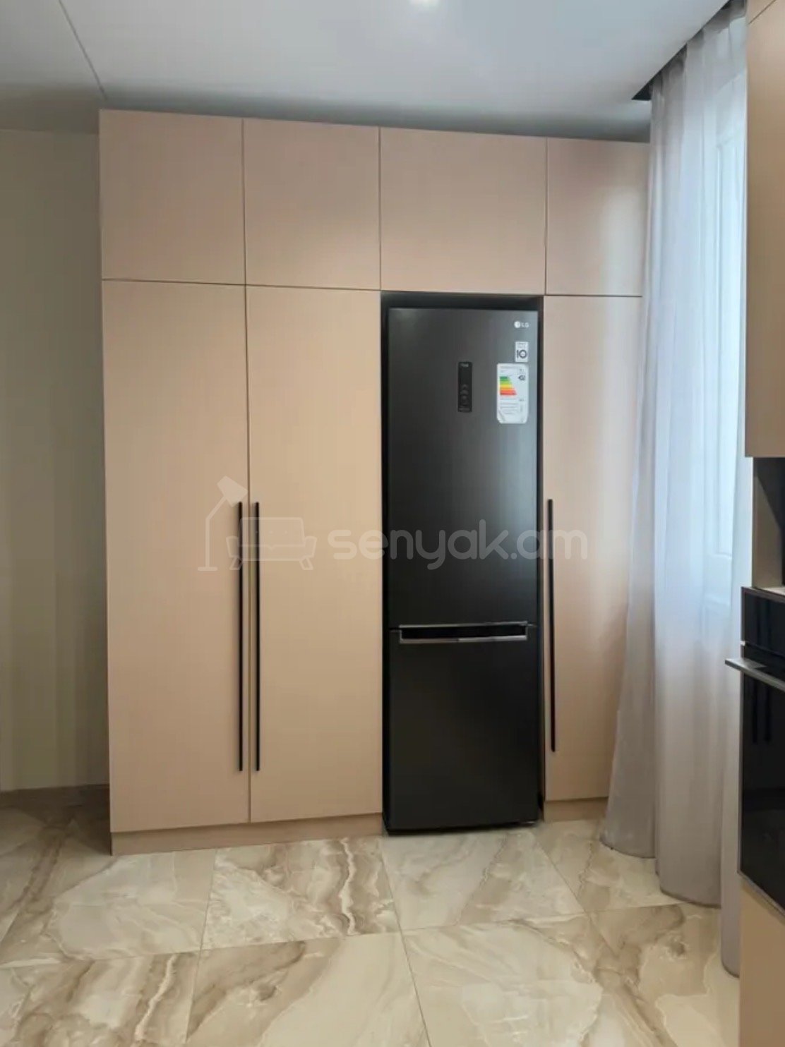 4 Սենյականոց Բնակարան Նորակառույցում, 94քմ, 7/13 հարկ, Կապիտալ Վերանորոգված
