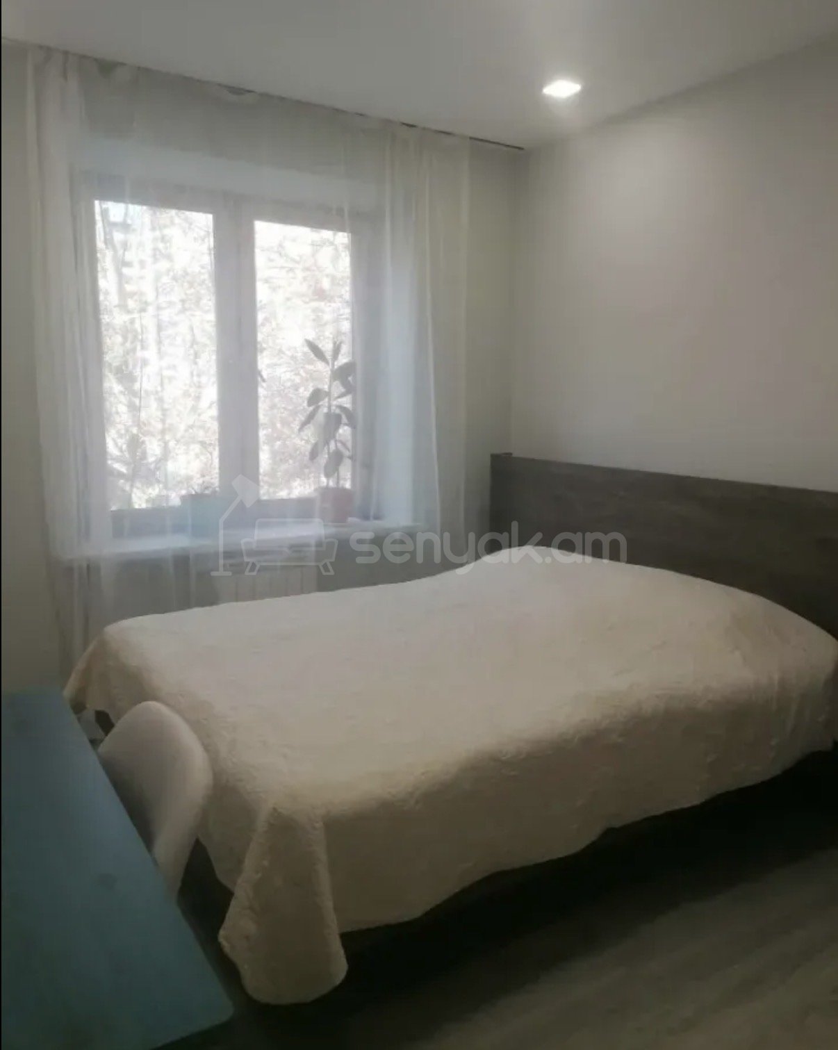 3 Սենյականոց Բնակարան Քարե Շենքում, 57քմ, 5/5 հարկ, Կապիտալ Վերանորոգված