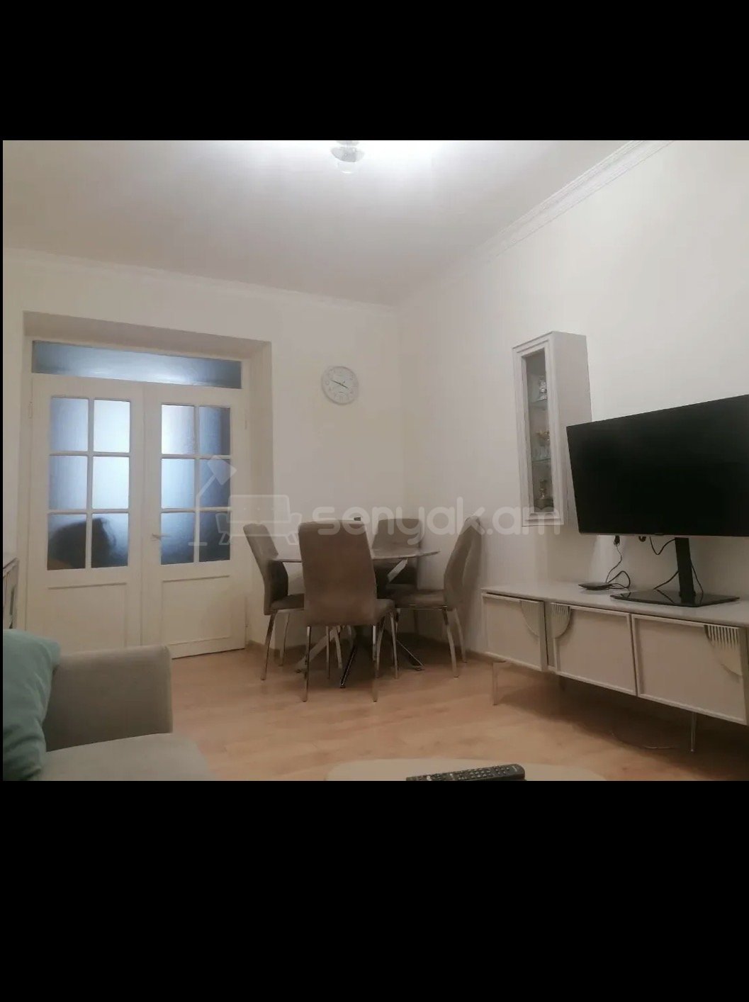 3 Սենյականոց Բնակարան Քարե Շենքում, 57քմ, 5/5 հարկ, Կապիտալ Վերանորոգված