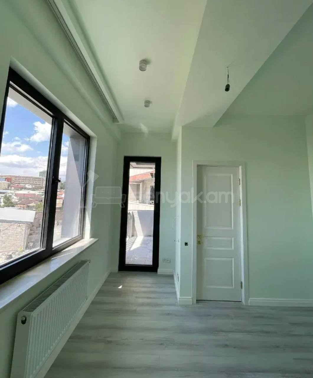 3 Սենյականոց Բնակարան, 72քմ, 2/9 հարկ, Կապիտալ Վերանորոգված