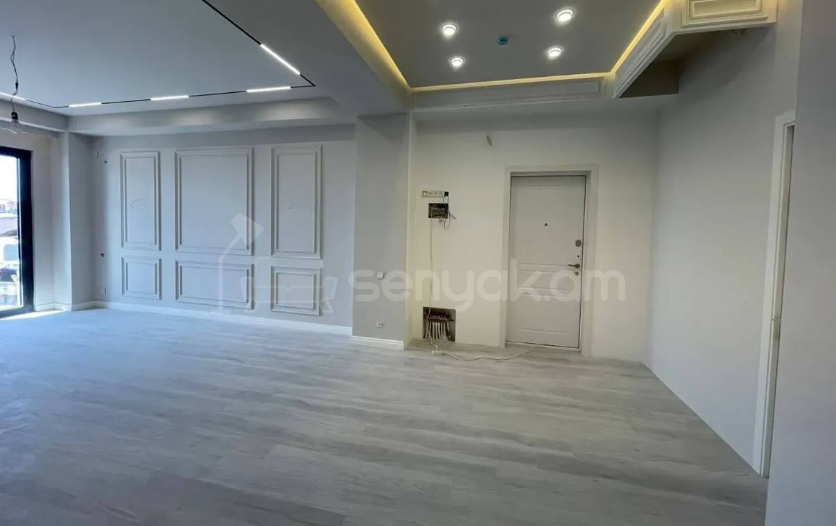 3 Սենյականոց Բնակարան, 72քմ, 2/9 հարկ, Կապիտալ Վերանորոգված