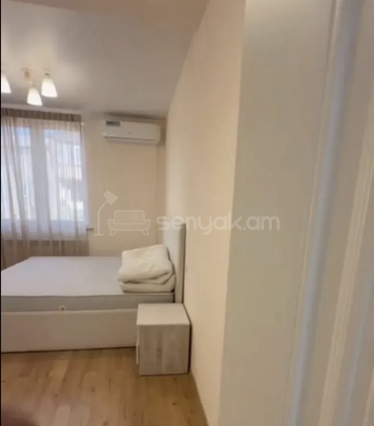 2 Սենյականոց Բնակարան Քարե Շենքում, 52քմ, 5/5 հարկ, Կապիտալ Վերանորոգված