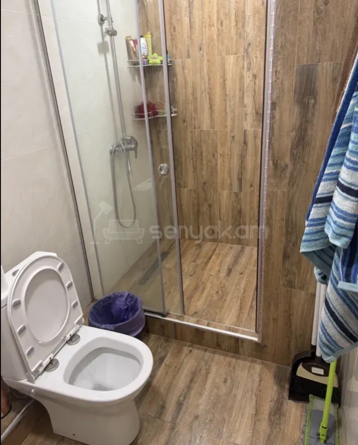 2 Սենյականոց Բնակարան Քարե Շենքում, 52քմ, 5/5 հարկ, Կապիտալ Վերանորոգված