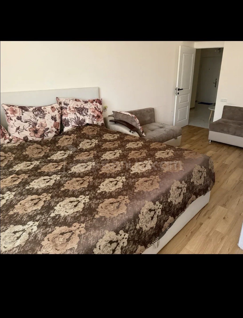 2 Սենյականոց Բնակարան Քարե Շենքում, 52քմ, 5/5 հարկ, Կապիտալ Վերանորոգված