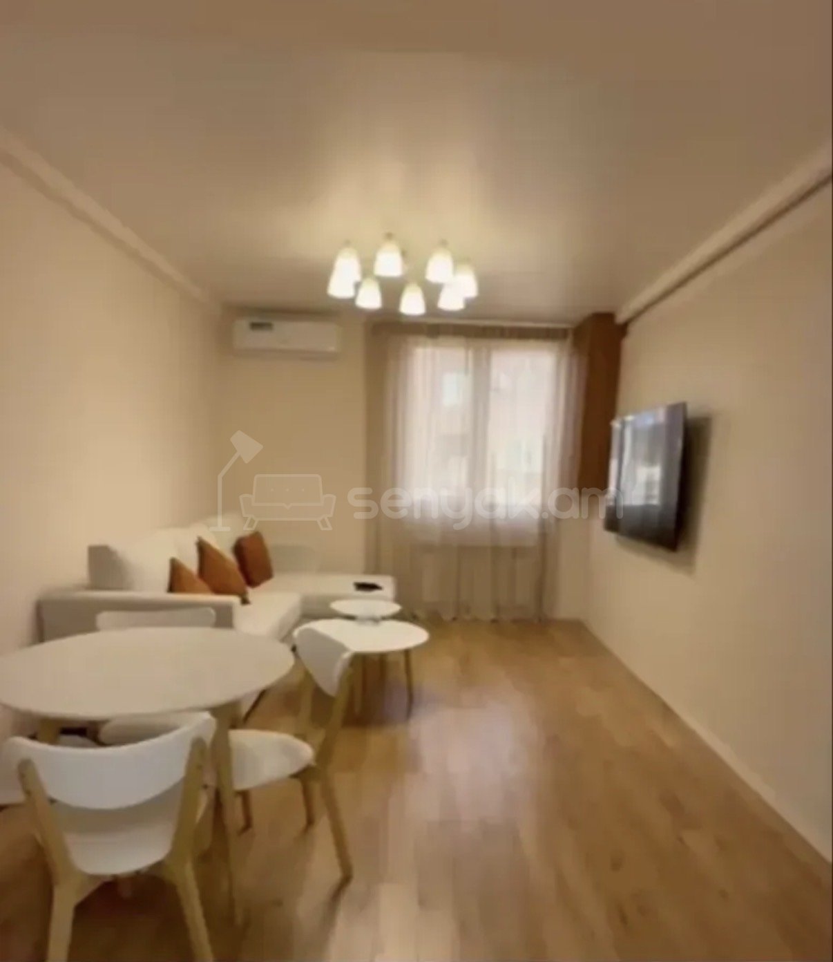 2 Սենյականոց Բնակարան Քարե Շենքում, 52քմ, 5/5 հարկ, Կապիտալ Վերանորոգված