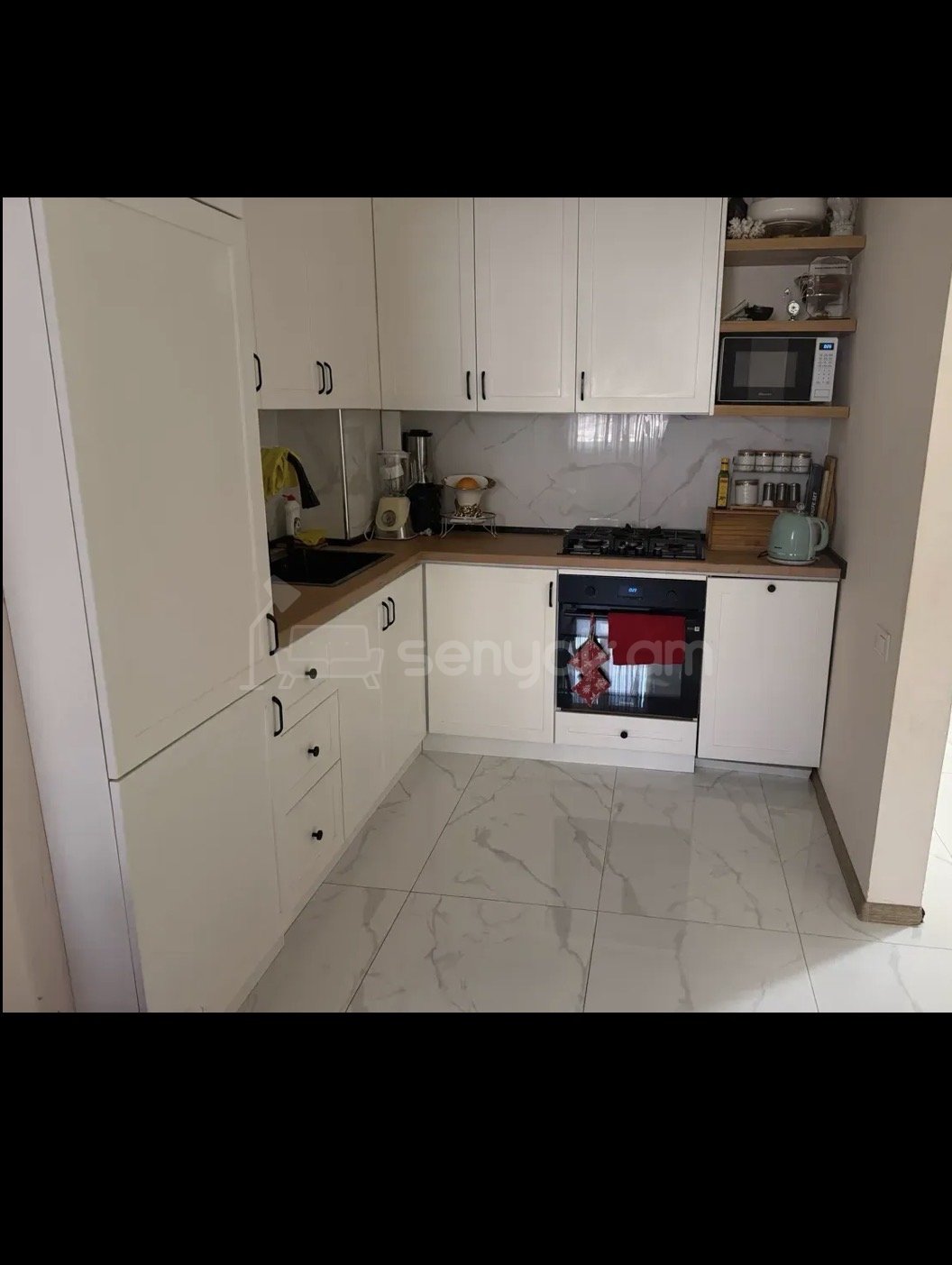 2 Սենյականոց Բնակարան Քարե Շենքում, 52քմ, 5/5 հարկ, Կապիտալ Վերանորոգված