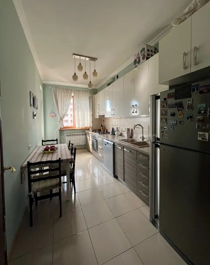 3 Սենյականոց Բնակարան Նորակառույցում, 102քմ, 10/14 հարկ, Կապիտալ Վերանորոգված