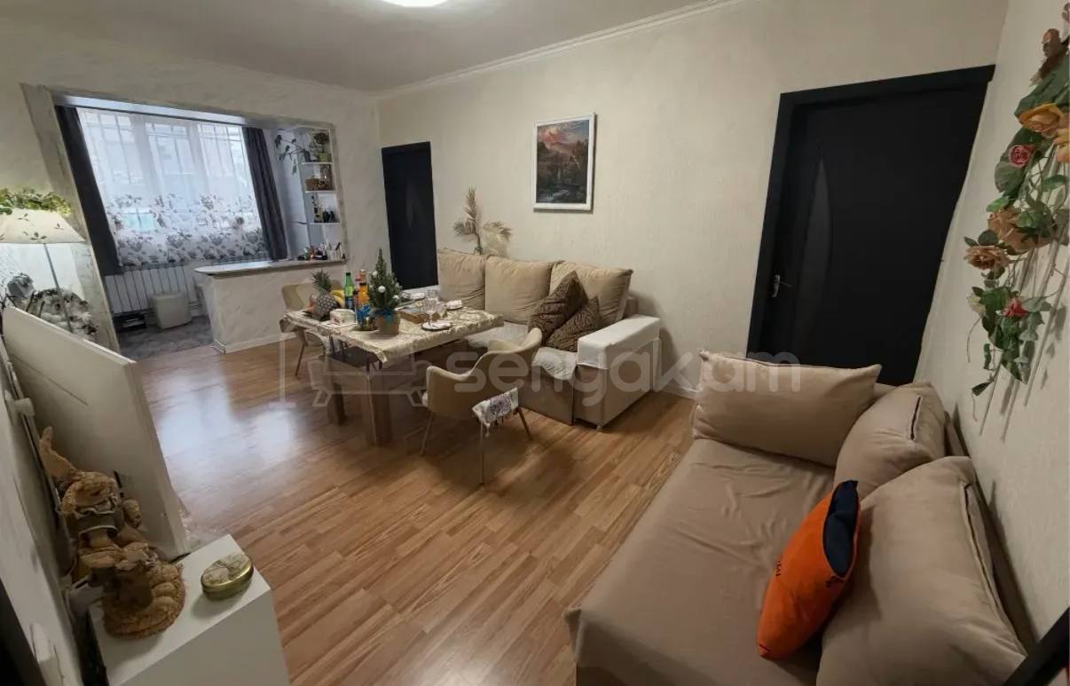 3 Սենյականոց Բնակարան Քարե Շենքում, 55քմ, 1/5 հարկ, Կապիտալ Վերանորոգված