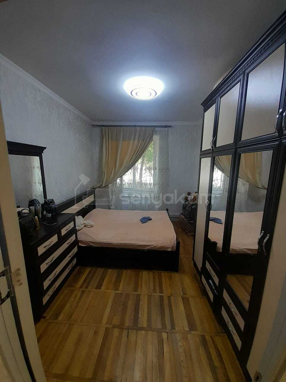 2 Սենյականոց Բնակարան Քարե Շենքում, 56քմ, 1/5 հարկ, Նորմալ Վիճակում