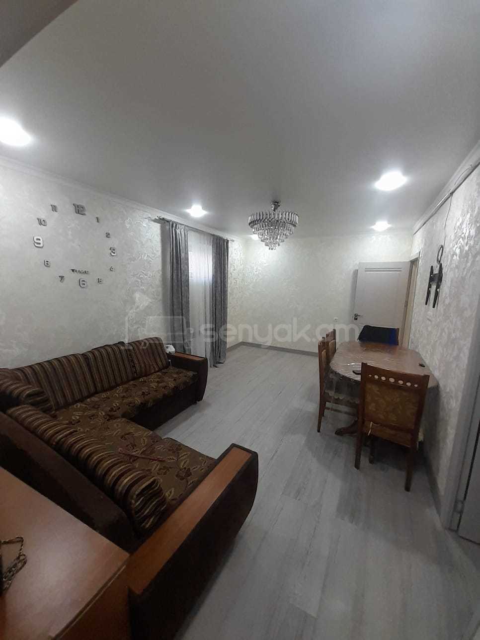 2 Սենյականոց Բնակարան Քարե Շենքում, 56քմ, 1/5 հարկ, Նորմալ Վիճակում