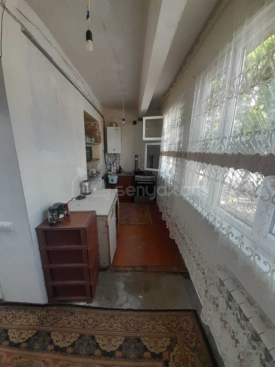 2 Սենյականոց Բնակարան Քարե Շենքում, 56քմ, 1/5 հարկ, Նորմալ Վիճակում