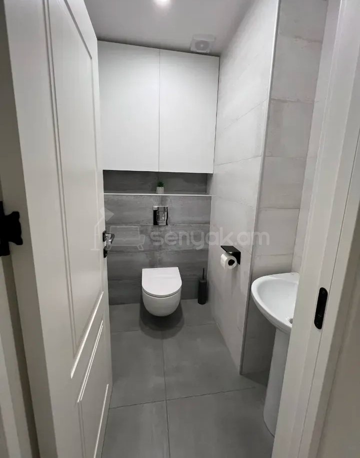 3 Սենյականոց Բնակարան Նորակառույցում, 105քմ, 3/4 հարկ, Կապիտալ Վերանորոգված