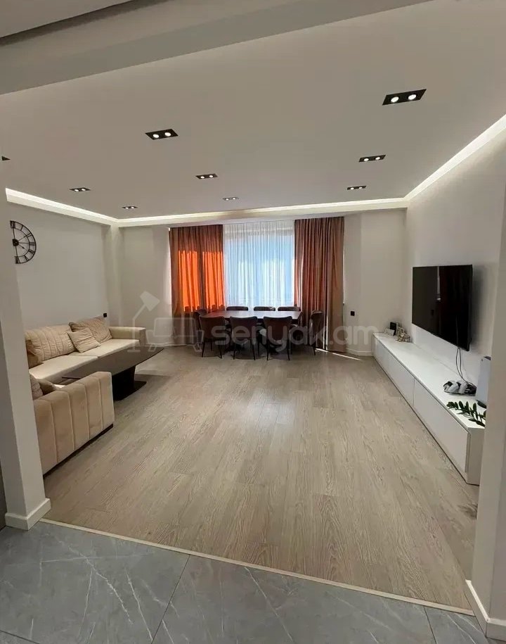 3 Սենյականոց Բնակարան Նորակառույցում, 105քմ, 3/4 հարկ, Կապիտալ Վերանորոգված