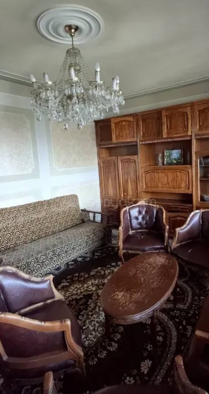 4 Սենյականոց Բնակարան Քարե Շենքում, 78քմ, 2/9 հարկ, Նորմալ Վիճակում, Կահավորված