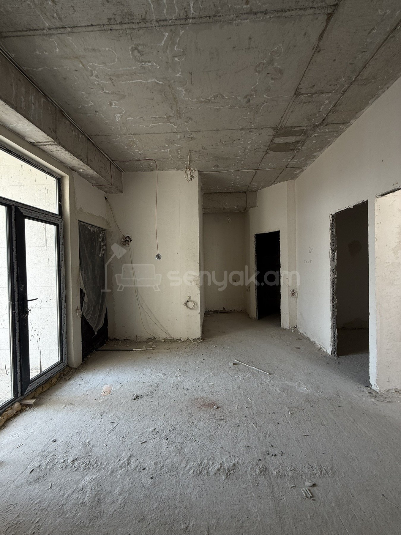 2 Սենյականոց Բնակարան Նորակառույցում, 43քմ, 4/4 հարկ, Զրոյական Վիճակում