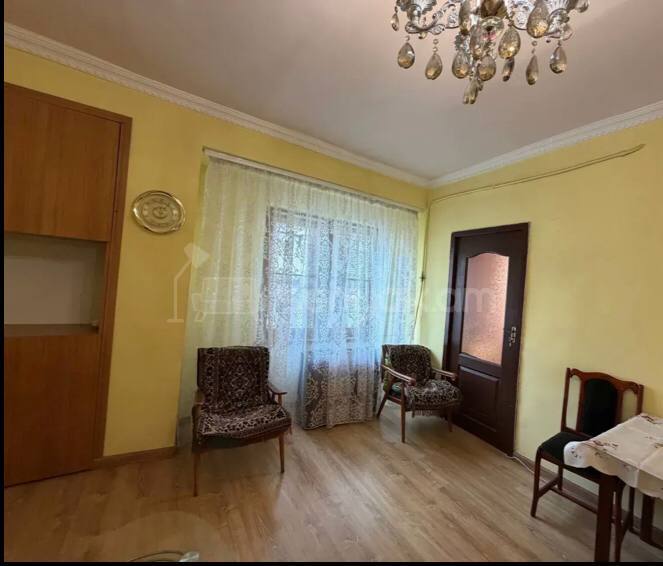 3 Սենյականոց Բնակարան, 70քմ, 4/4 հարկ, Կոսմետիկ Վերանորոգված, Կահավորված
