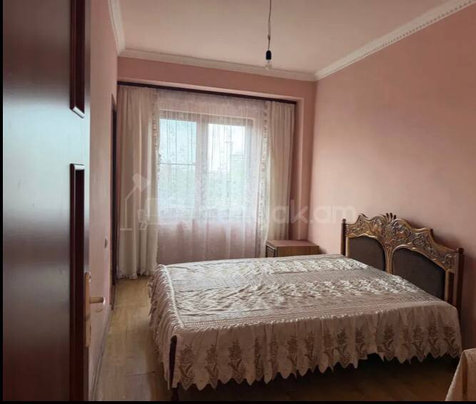 3 Սենյականոց Բնակարան, 70քմ, 4/4 հարկ, Կոսմետիկ Վերանորոգված, Կահավորված
