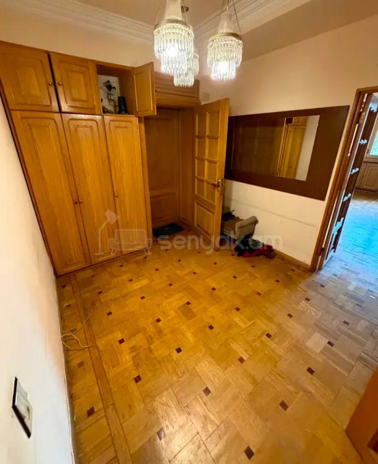 4 Սենյականոց Բնակարան, 93քմ, 2/14 հարկ, Կոսմետիկ Վերանորոգված