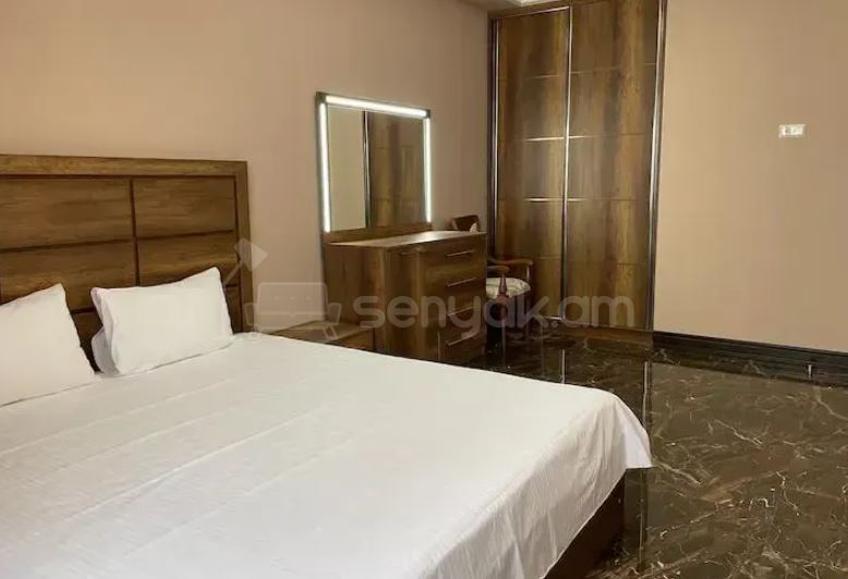 3 Սենյականոց Բնակարան Նորակառույցում, 86քմ, 8/12 հարկ, Կապիտալ Վերանորոգված, Կահավորված