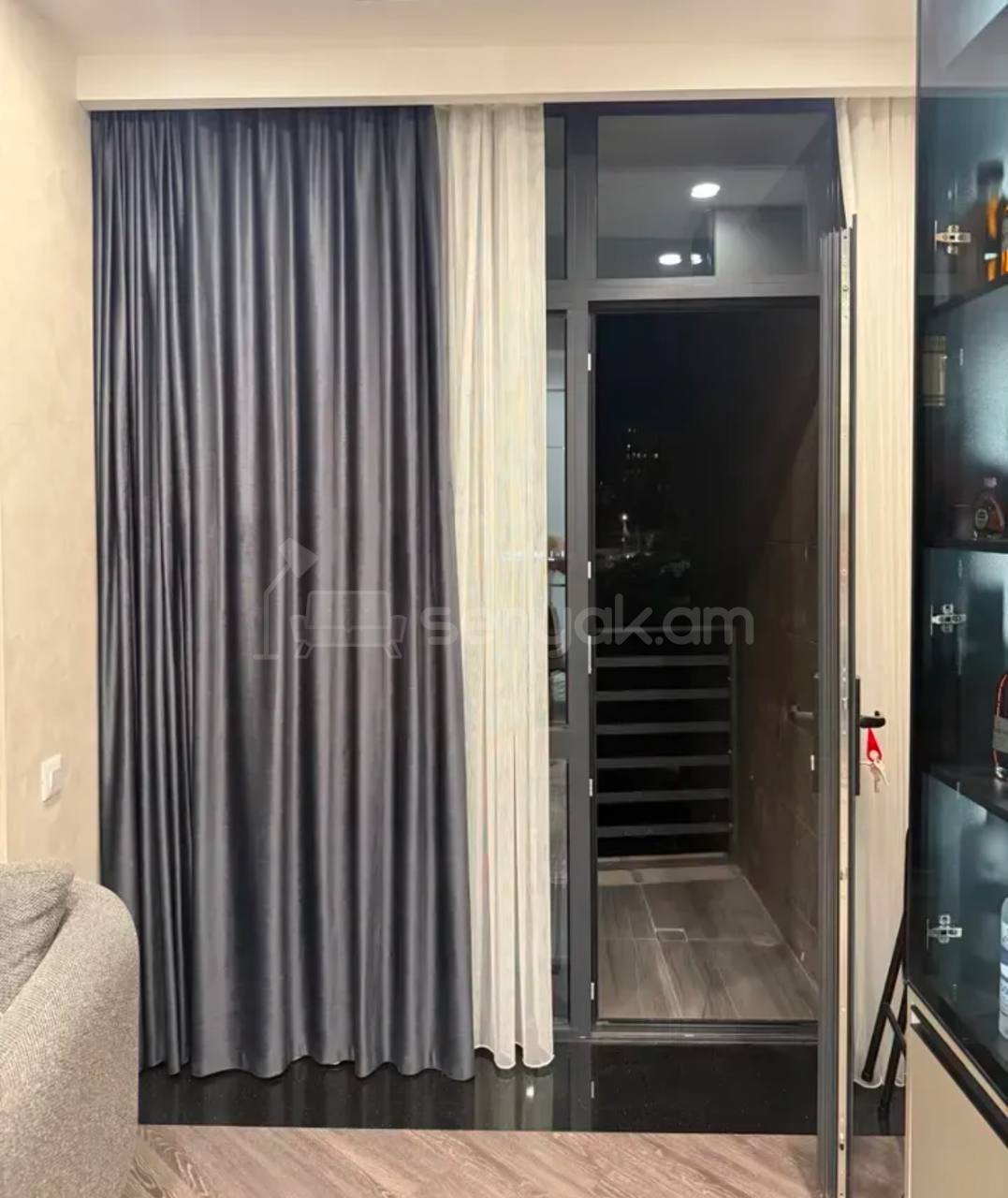 2 Սենյականոց Բնակարան, 60քմ, 6/9 հարկ, Կապիտալ Վերանորոգված, Կահավորված, Արևկող