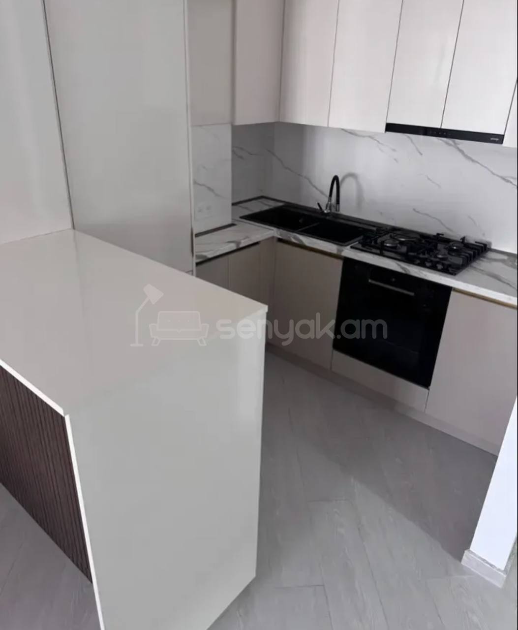 2 Սենյականոց Բնակարան, 52քմ, 9/16 հարկ, Կապիտալ Վերանորոգված, Կահավորված, Արևկող