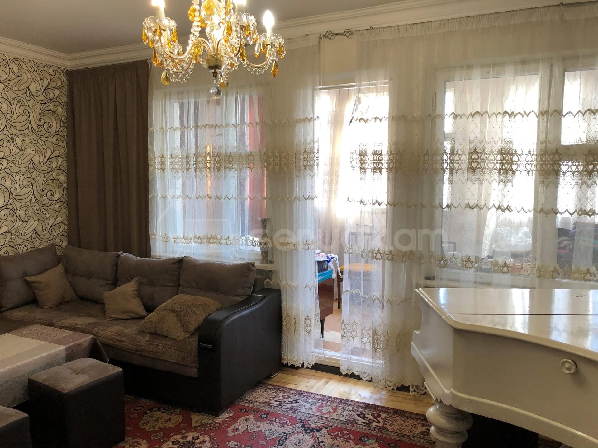 3 Սենյականոց Բնակարան, 80քմ, 5/9 հարկ, Նորմալ Վիճակում, Կահավորված
