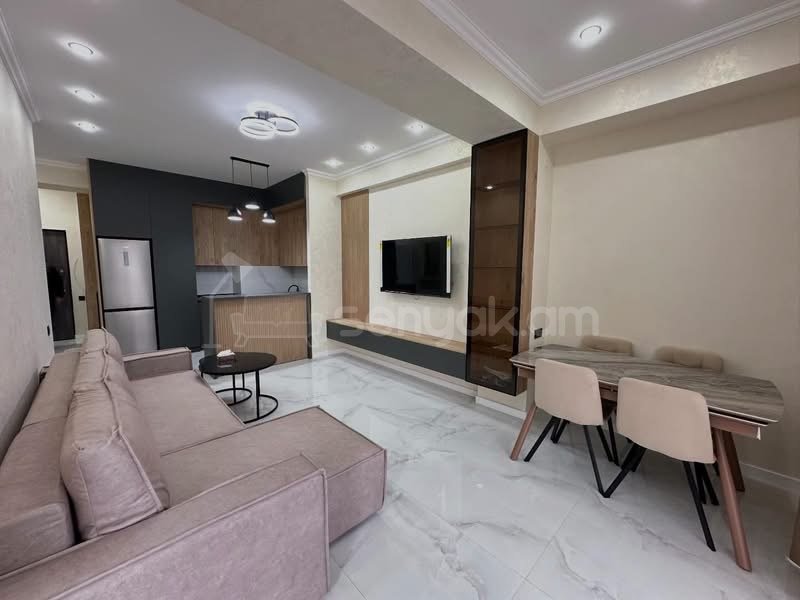 2 Սենյականոց Բնակարան Նորակառույցում, 52քմ, 5/15 հարկ, Կապիտալ Վերանորոգված, Կահավորված