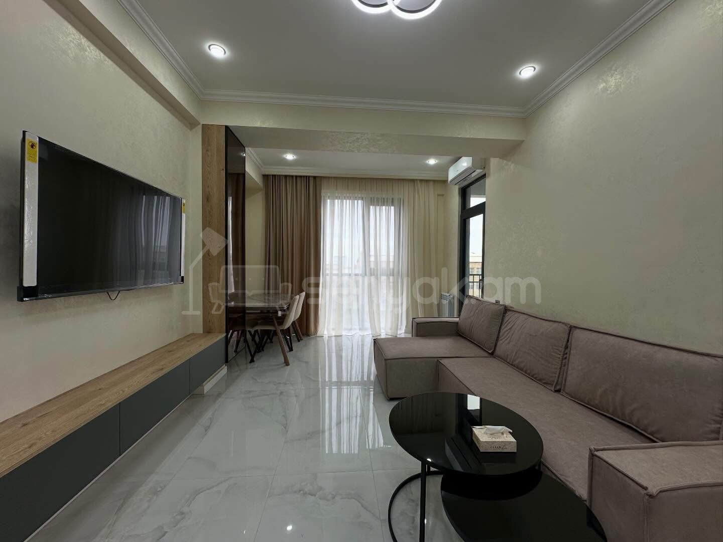 2 Սենյականոց Բնակարան Նորակառույցում, 52քմ, 5/15 հարկ, Կապիտալ Վերանորոգված, Կահավորված