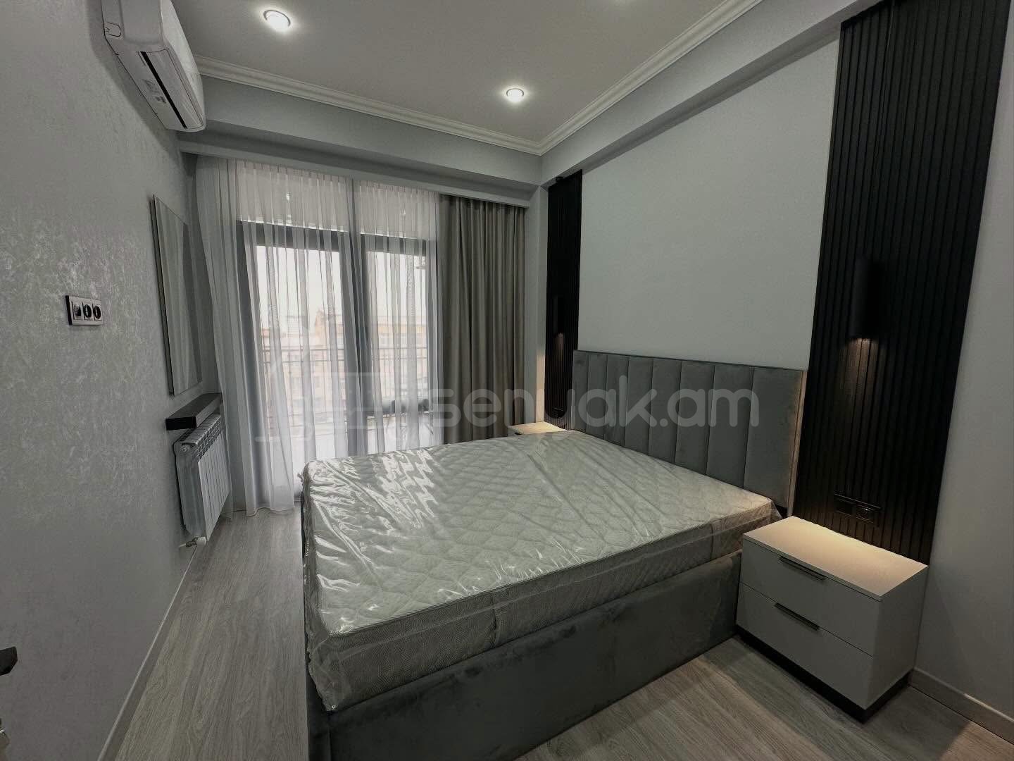 2 Սենյականոց Բնակարան Նորակառույցում, 52քմ, 5/15 հարկ, Կապիտալ Վերանորոգված, Կահավորված