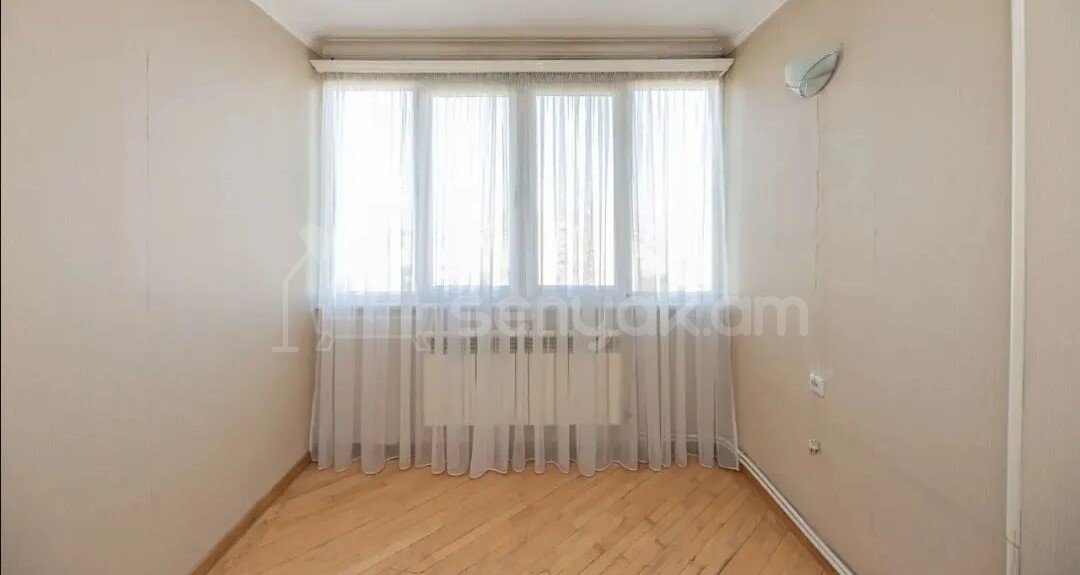 3 Սենյականոց Բնակարան, 88քմ, 10/12 հարկ, Կապիտալ Վերանորոգված