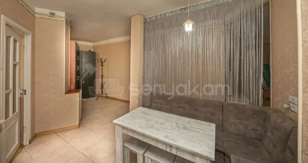 3 Սենյականոց Բնակարան, 88քմ, 10/12 հարկ, Կապիտալ Վերանորոգված