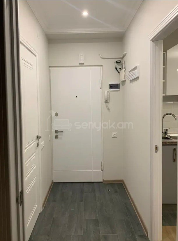 2 Սենյականոց Բնակարան, 50քմ, 5/9 հարկ, Կապիտալ Վերանորոգված, Կահավորված
