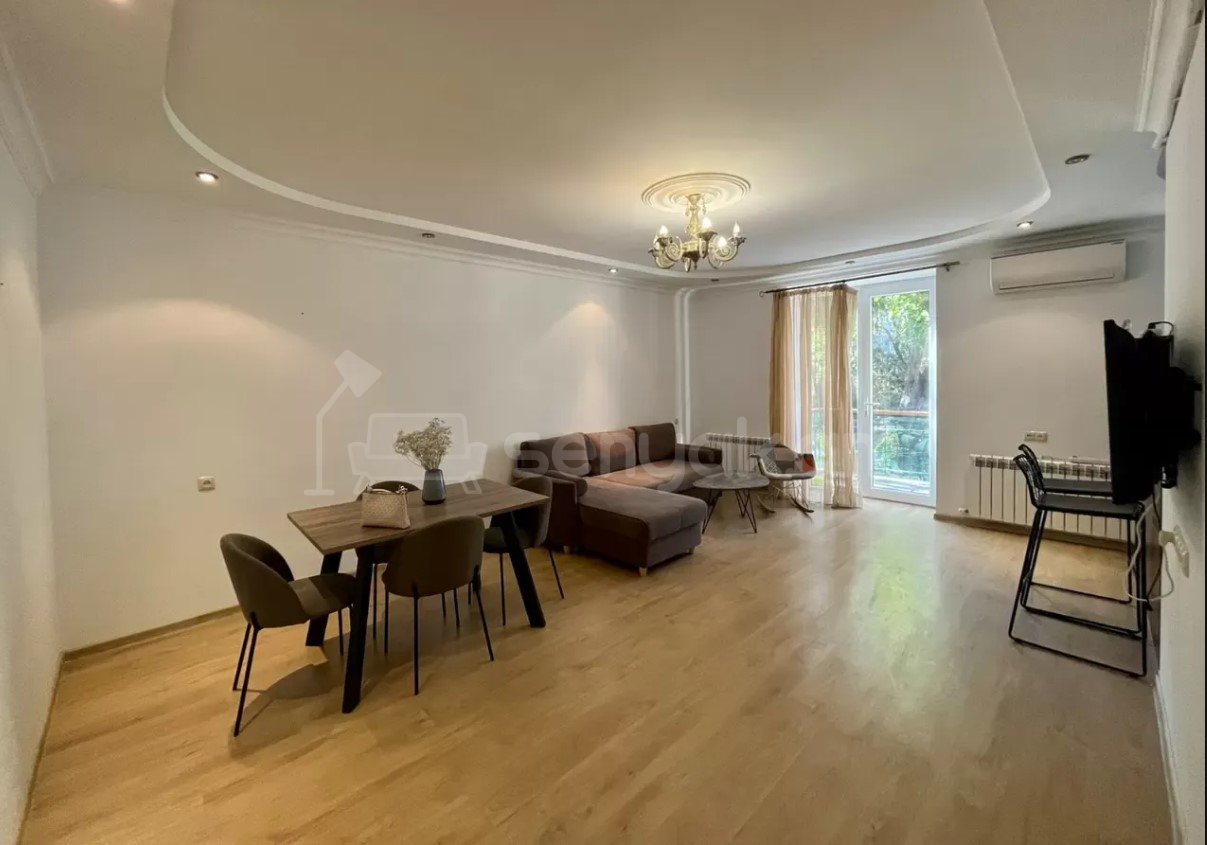 2 Սենյականոց Բնակարան Քարե Շենքում, 50քմ, 3/5 հարկ, Կապիտալ Վերանորոգված, Կահավորված