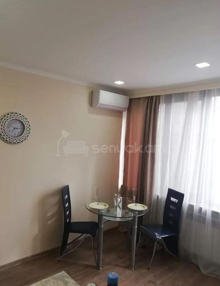 2 Սենյականոց Բնակարան Քարե Շենքում, 50քմ, 2/8 հարկ, Կապիտալ Վերանորոգված, Կահավորված