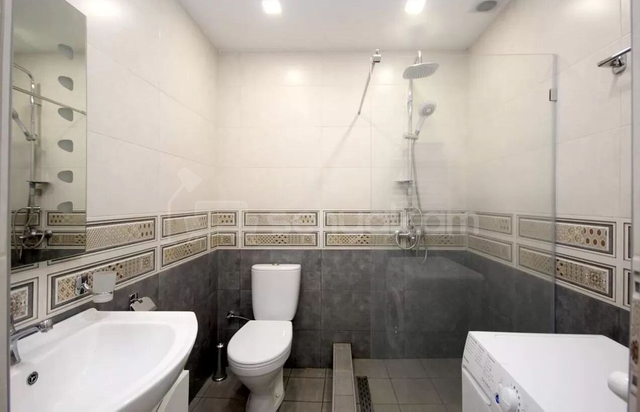 2 Սենյականոց Բնակարան Քարե Շենքում, 50քմ, 2/8 հարկ, Կապիտալ Վերանորոգված, Կահավորված
