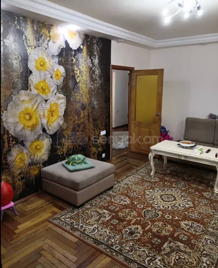 3 Սենյականոց Բնակարան, 78քմ, 2/9 հարկ, Կոսմետիկ Վերանորոգված