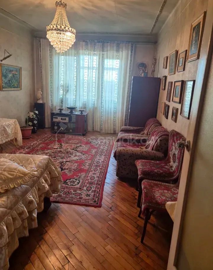 2 Սենյականոց Բնակարան Քարե Շենքում, 67քմ, 1/5 հարկ, Նորմալ Վիճակում