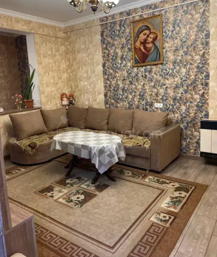 2 Սենյականոց Բնակարան Քարե Շենքում, 69քմ, 1/5 հարկ, Կապիտալ Վերանորոգված