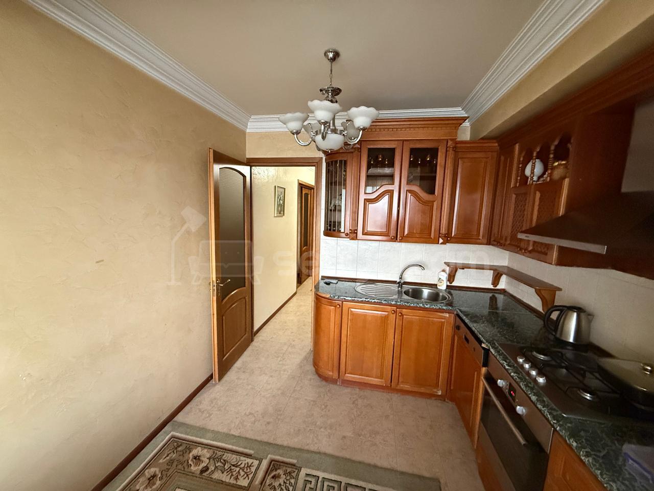 3 Սենյականոց Բնակարան, 95քմ, 9/9 հարկ, Դիզայներական Վերանորոգված, Կահավորված, Արևկող