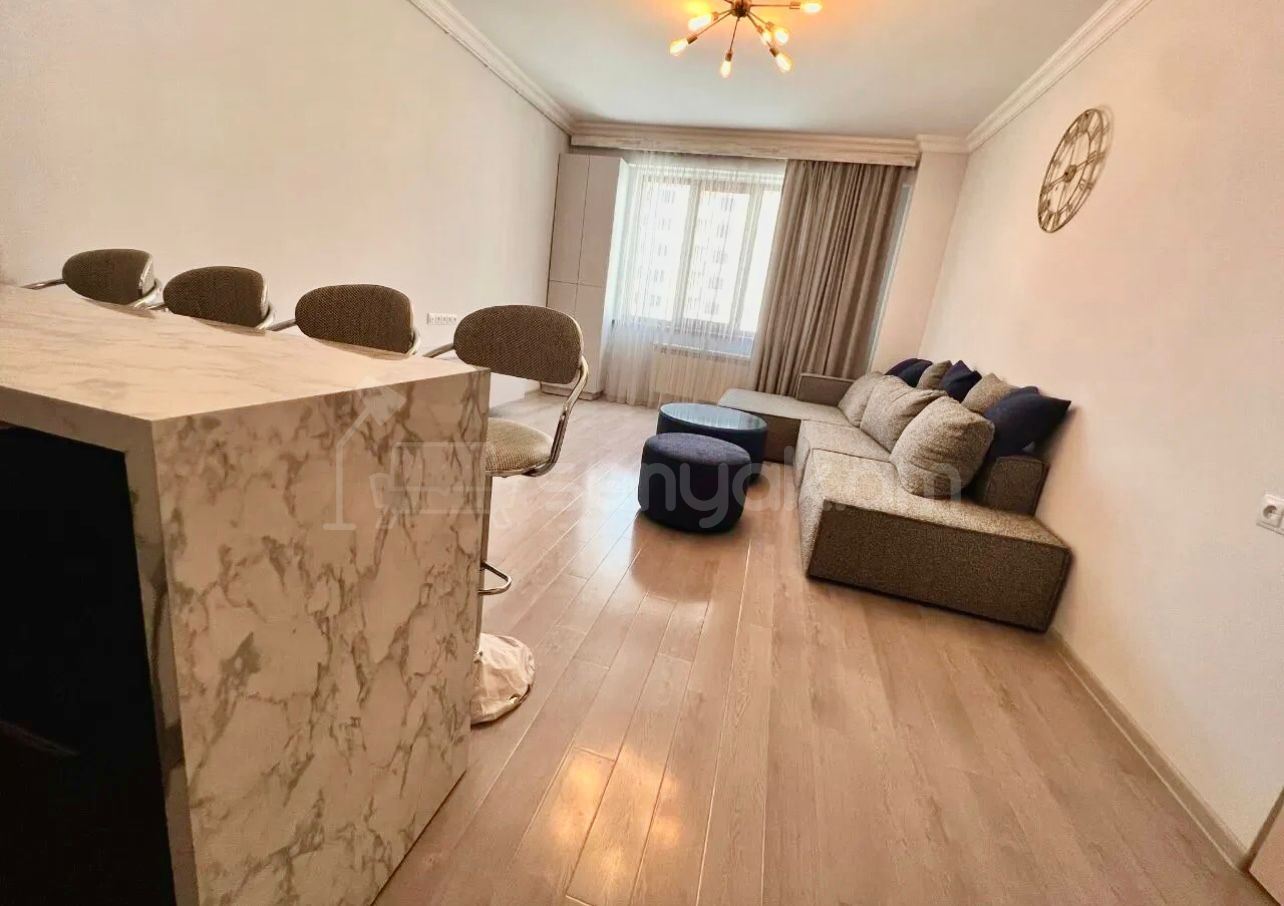 3 Սենյականոց Բնակարան Նորակառույցում, 80քմ, 14/17 հարկ, Դիզայներական Վերանորոգված, Կահավորված, Արևկող