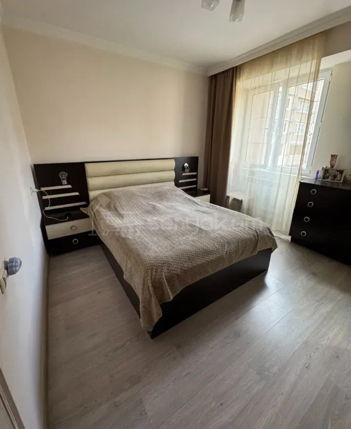 4 Սենյականոց Բնակարան, 85քմ, 5/9 հարկ, Կապիտալ Վերանորոգված